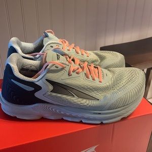 Altra W Torin 5